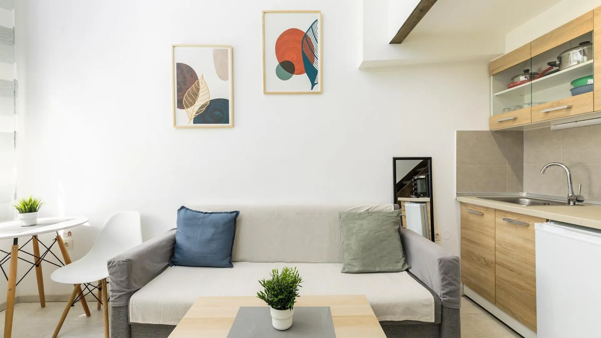 Stylish Loft In City Center 1 Szaloniki Görögország